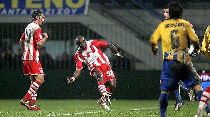 Πρέπει να κερδίζει 12 κάθε Κυριακή…