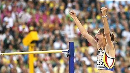 Επιστρέφει η Ελεμπό