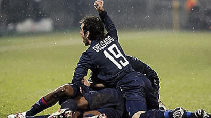 Της κάνει πλάκα στο «Ζερλάν»!