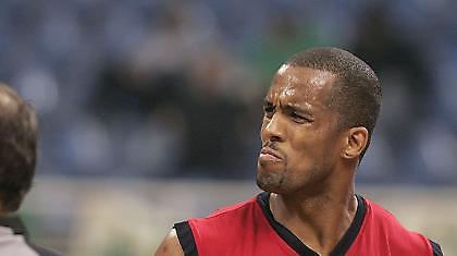 Όουενς και επίσημα!