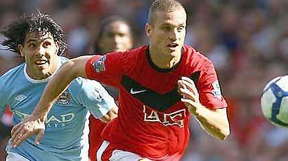 Βίντιτς: «Δε φεύγω από τη Γιουνάιτεντ»