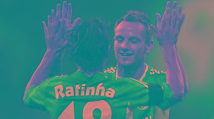 «Κοκορομαχίες» στην προπόνηση της Σάλκε