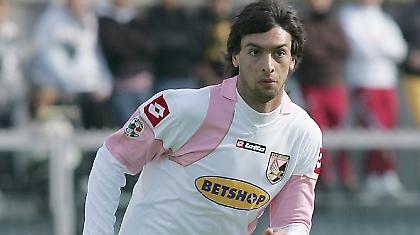 Θέλει Παστόρε η Μίλαν