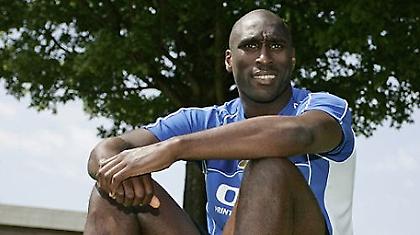 Αγωγή ύψους 2,62 εκατ. ευρώ από τον Κάμπελ