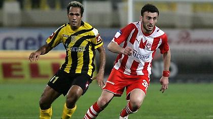 Ένα τηλεφώνημα στο ημίχρονο…