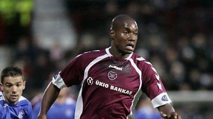 Scottish Premier: Εύκολα η Χαρτς