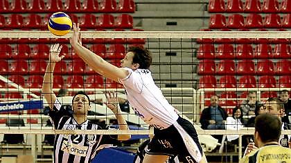 Πολυτιμότερος ο Ζέκοφ