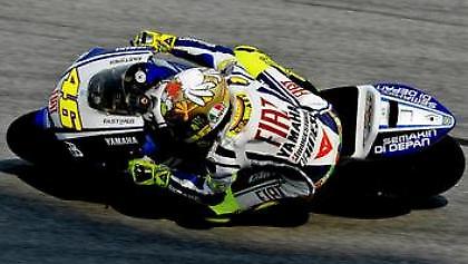 Σοβαρό ατύχημα ο Σιμοντσέλι, πρωτιά για Ρόσι