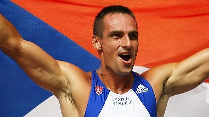 Με δυνατή ομάδα η Τσεχία