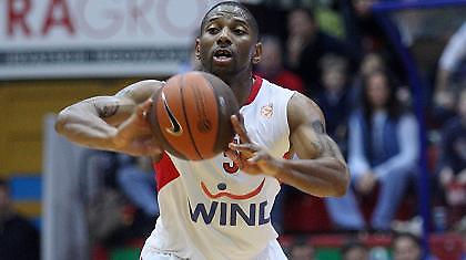 Πεν: «Να γεμίσει το ΣΕΦ»