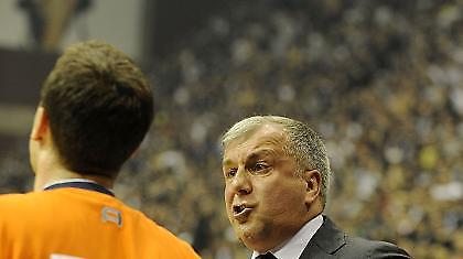 Ομπράντοβιτς: «Είμαι περήφανος για τους παίκτες μου»