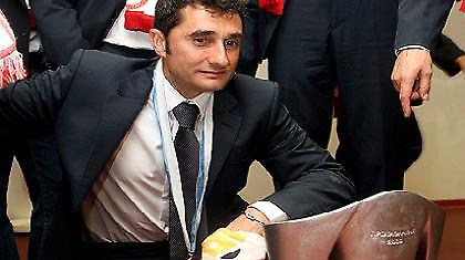 «Ναι» στον Βαλβέρδε, αλλά...