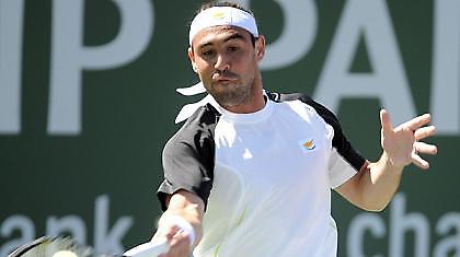 Πέρασε και παίζει με Φέντερερ ο Παγδατής