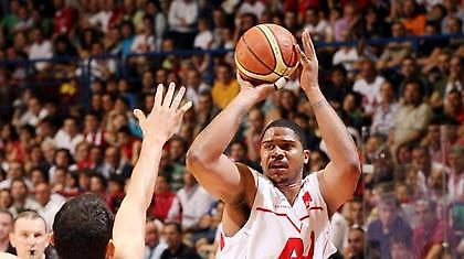 Στην Μπενετόν ο Μο Τέιλορ