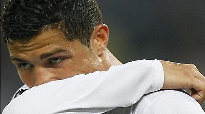 Ρονάλντο: «Κόουτς, με χτυπάνε παντού»!