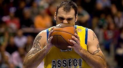 Βάρντα: «Θα παλέψουμε με Ολυμπιακό»