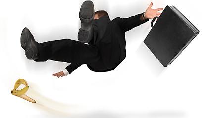 Μαλέφααα πεσάαα!