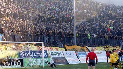 ΑΡΗΣ: Χωρίς κόσμο στην Καβάλα