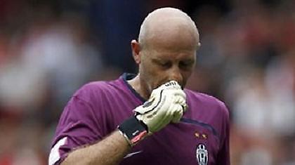 Νοκ άουτ και ο Κιμέντι στη «Γιούβε»