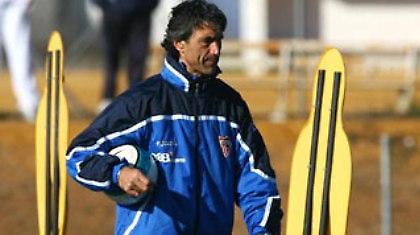 Ο Αλβάρεθ αναλαμβάνει τη Σεβίλλη!