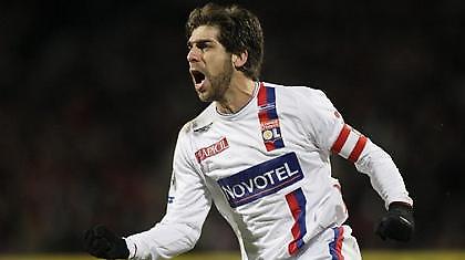 Θέλει τον Ζουνίνιο εννέα χρόνια μετά!