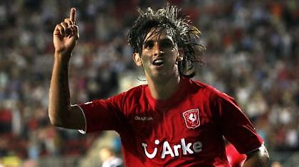 Eredivisie: Τρία στα… τέσσερα η Τβέντε!