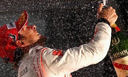 Επέστρεψε στον θρόνο του ο Μπάτον