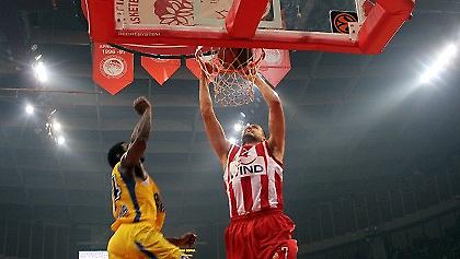 Βούιτσιτς: «Ούτε κοντά, ούτε μακριά»