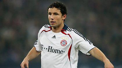 Φαν Μπόμελ: «Θα αλλάξουμε την άμυνα λόγω Ρούνεϊ»