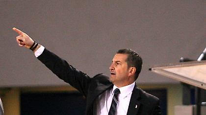 Χωρίς τρεις στα Κανάρια