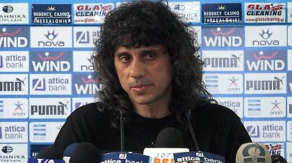 Σπρώχνουν τον Κωφίδη στην έξοδο