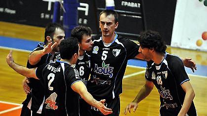 Κάλεσμα στον κόσμο