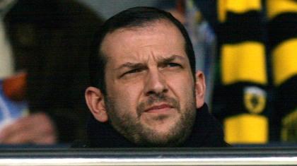 Στην Αγγλία ο Αδαμίδης