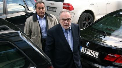 Στα γραφεία ο Κόκκαλης!