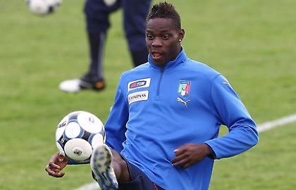 «Γλυκοκοιτάζει» τον Μπαλοτέλι η Άρσεναλ