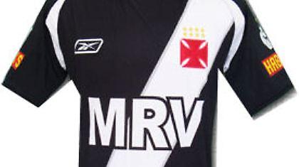 Με κάθε τατουάζ, μία φανέλα δώρο!