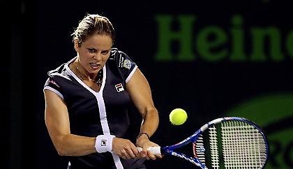 Νικήτρια στον «εμφύλιο» η Κλάιστερς