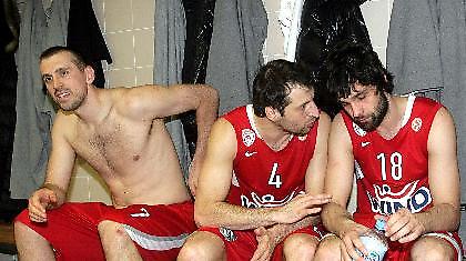 Οι «ερυθρόλευκοι» πανηγυρισμοί (video)