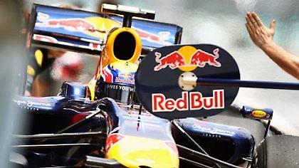 «Χόρεψε» στη βροχή ο Γουέμπερ