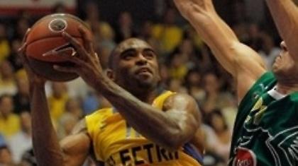 Έτοιμος να τη βοηθήσει