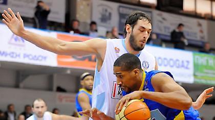 Χαρίσης: «Δουλεύουμε σκληρά και δυνατά»