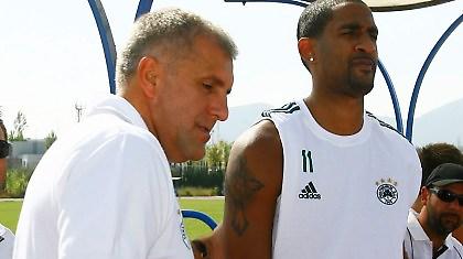 Ομπράντοβιτς: «Δεν μας ανησυχεί η διακοπή»