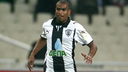 Αθώος ο Μουν