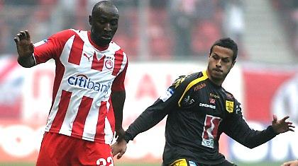 Σωστά τον κράτησαν