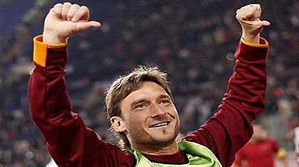 Τότι: «Τους πονάει που είμαι Ρόμα»