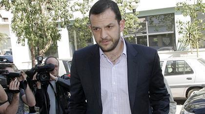 Πέρασε κατά πλειοψηφία τη σύμβαση ο Αδαμίδης