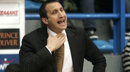 Μπλατ: «Ζητούμενο η σταθερότητα»