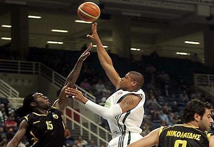 Πρώτος και με... διαφορά