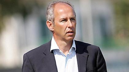 Στράτζαλης αντί Μάουρερ στη Ρόδο