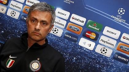 Πήγαν να ξυπνήσουν τον Μουρίνιο!